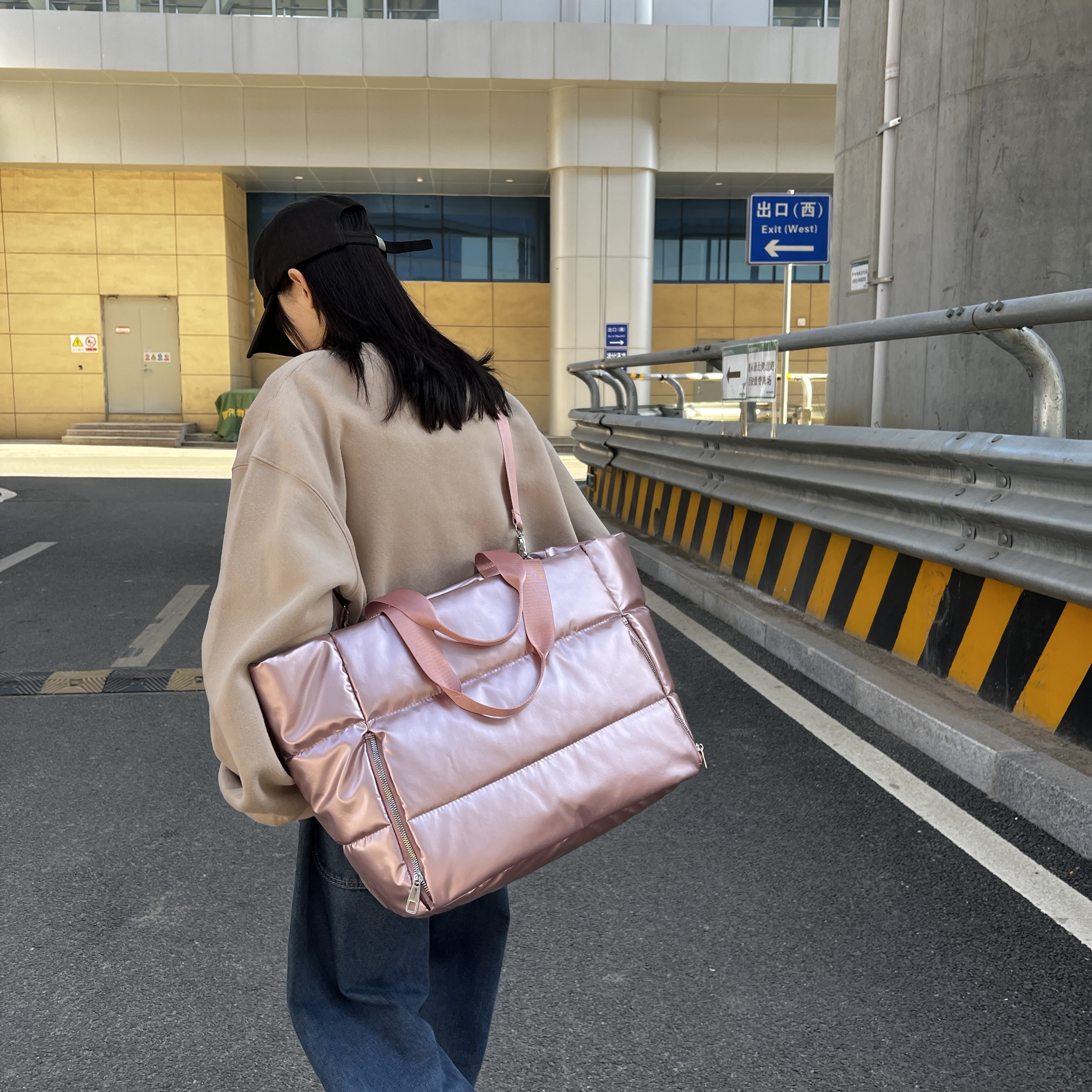 Women Y2k Silver Shoulder Bag  - Down Jacket Packable recensie en prijs