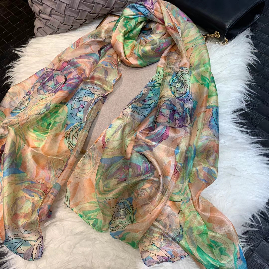 Ladies Green 100% Silk Scarf S - Shawl Wrap Winter recensie en prijs